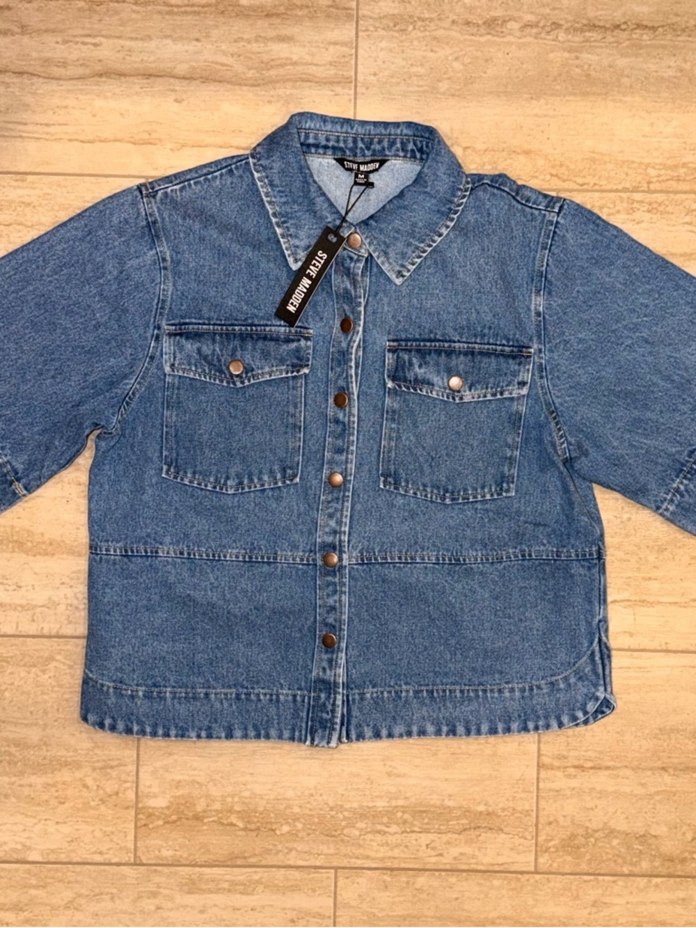 NWT Steve Madden Women’s Eliana Short-Sleeve Denim Button-Up Jacket Size Medium - Picture 2 of 14